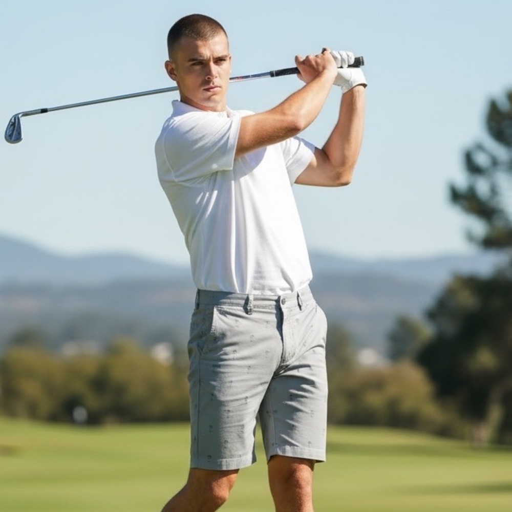 TravisMathew Mens Grey Palm Tree Print Golf Shorts Size 30 Performance Stretch